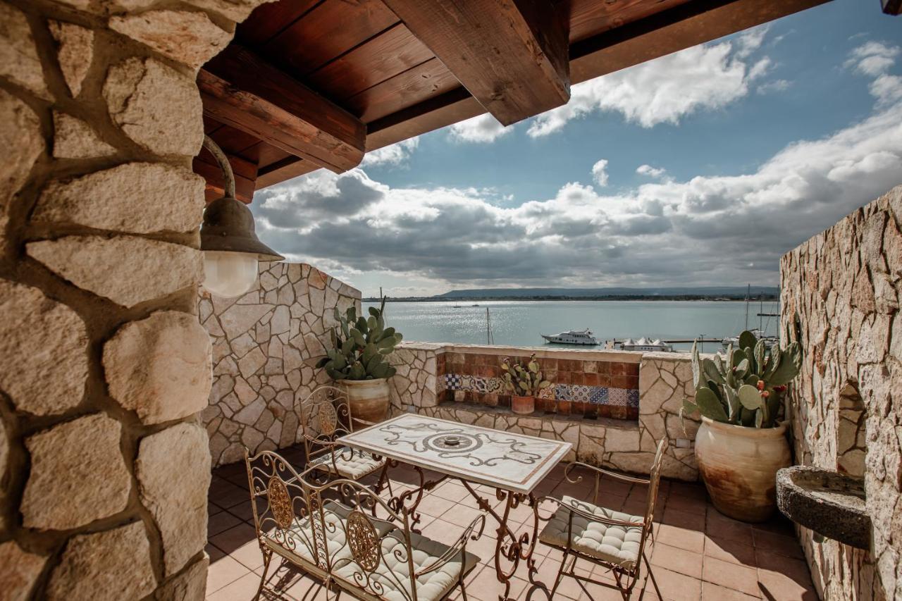 Palazzo Giunta - Porta Marina Ortigia Acomodação com café da manhã Syracuse Exterior foto
